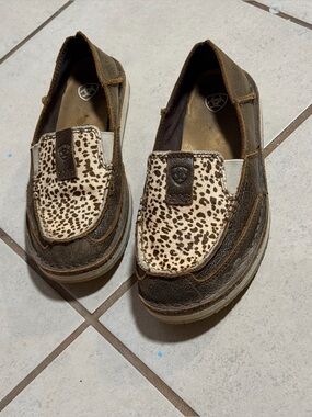 Ariat Women Western Brown Cruiser Slip-On Loafers Leather Cheetah Print Hair 5.5